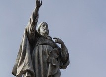 W Petersburgu stanie monumentalna figura Chrystusa