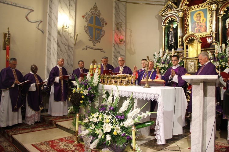 Diecezja tarnowska żegna abp. Z. Zimowskiego