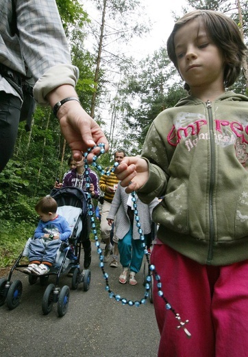 Pielgrzymka "Światła w familoku"