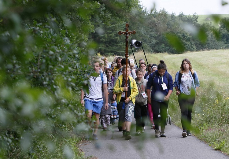 Pielgrzymka "Światła w familoku"