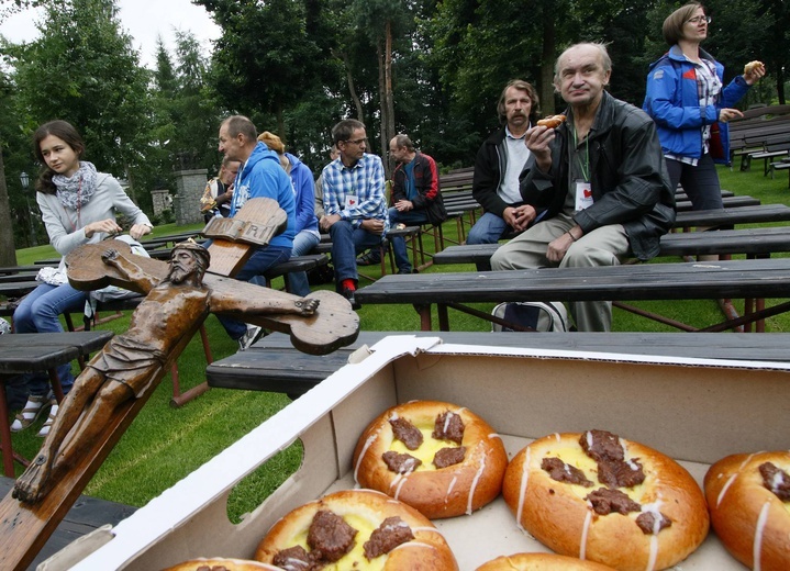 Pielgrzymka "Światła w familoku"