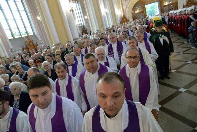 Diecezja radomska żegna śp. abp. Zygmunta Zimowskiego