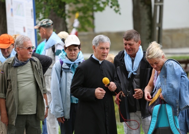 Z Międzybrodzia na kalwaryjski szlak