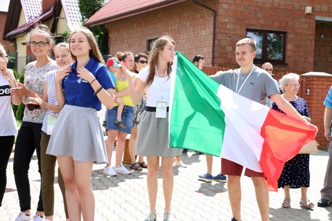 Centra ŚDM w Radomiu witają pielgrzymów