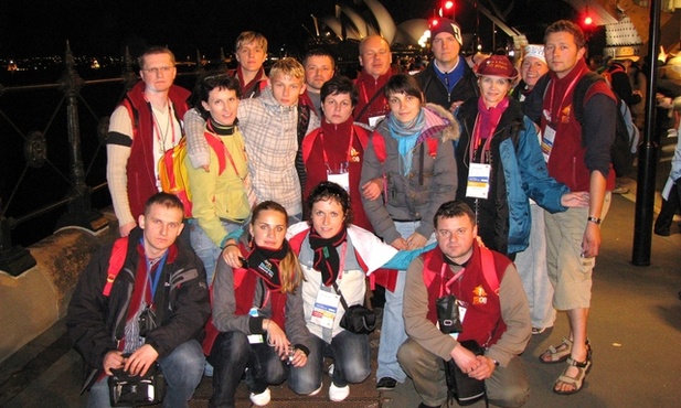 Młodzi Australijczycy w drodze do Krakowa