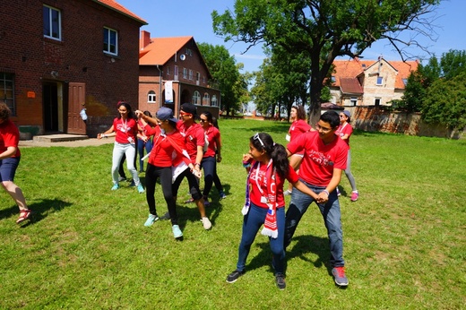 Szwajcaria, Kolumbia i Kanada w ośrodkach Caritas