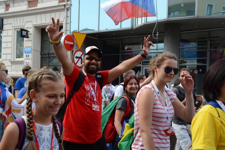 Marsz młodego Kościoła przez Opole