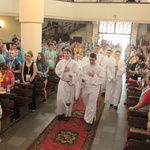 Eucharystia z widokiem na stadion