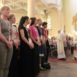 Eucharystia z widokiem na stadion