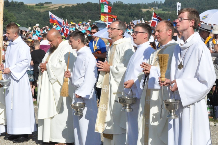 Dzień wspólnoty w Starym Sączu - Msza św.