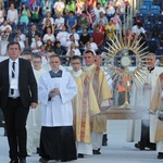 Adoracja Najświętszego Sakramentu na Arenie