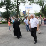 Pielgrzymi na ŚDM z Teksasu w Płużnicy Wielkiej i Kamieniu Śl.