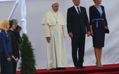 Pierwsze chwile papieża Franciszka w Polsce