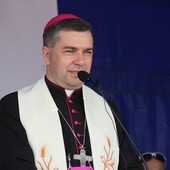 Bp Wojciech Osial spotkał się z mieszkańcami Miasteczka Łowickiego