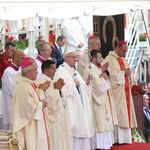 Franciszek u stóp Maryi