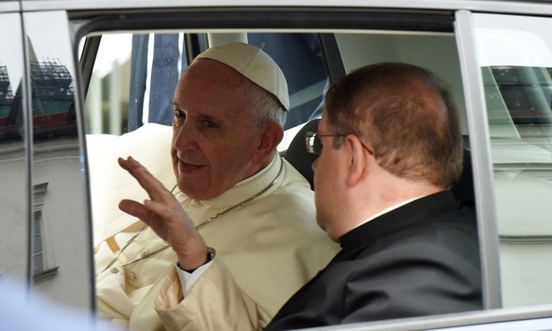 Papież wraca do Krakowa śmigłowcem