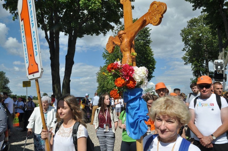 Wyjście pielgrzymki na Jasną Górę