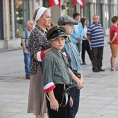 Godzina "W" ku czci bohaterów