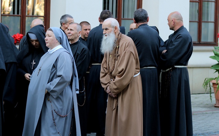 Początek pożegnania kard. Macharskiego