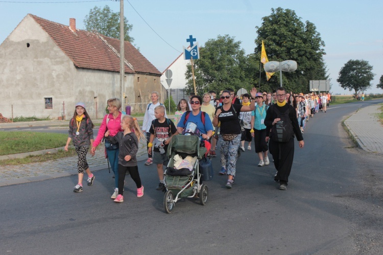 Bogate stoły w Zabłociu