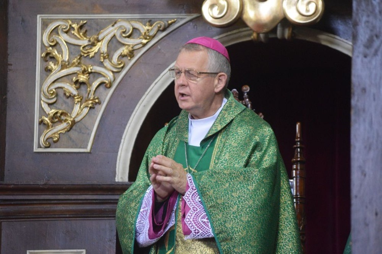 Abp Tomasz Peta w Świdnicy