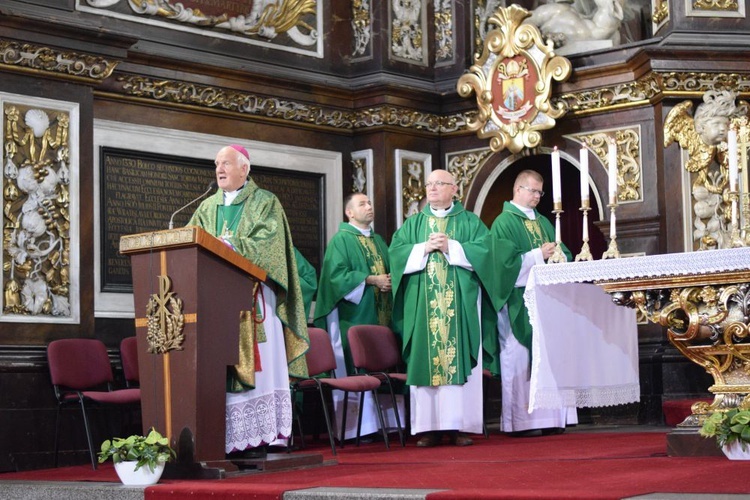 Abp Tomasz Peta w Świdnicy