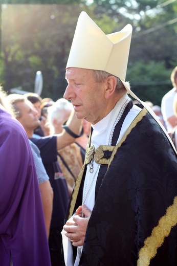 Nieszpory w intencji śp. kardynała Macharskiego