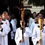 Uroczystości pogrzebowe kard. Macharskiego - kościół franciszkanów