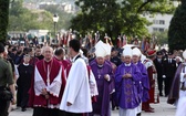 Kondukt żałobny kard. Macharskiego