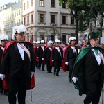 Kondukt żałobny kard. Macharskiego - 2 cz.