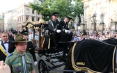 Kondukt żałobny kard. Macharskiego - 2 cz.