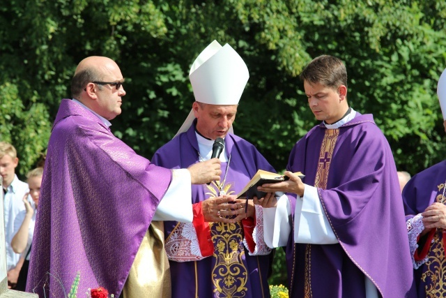 Pogrzeb śp. ks. prał. Pawła Grządziela w Mazańcowicach