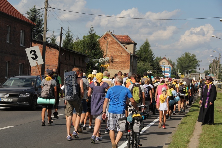 71. Pielgrzymka Rybnicka - dzień drugi (Górniki - Tarnowskie Góry)