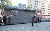 Pomnik Ofiar Rzezi Woli - uroczystości pod pomnikiem