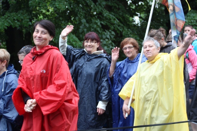 25. piesza pielgrzymka na Jasną Górę wyruszyła z Hałcnowa