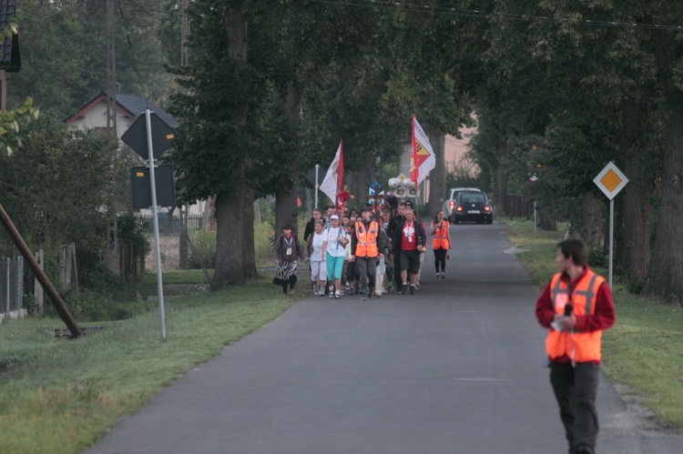 Z Pokoju do Starych Budkowic