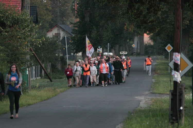 Z Pokoju do Starych Budkowic