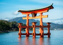 Torii w chramie Itsukushima