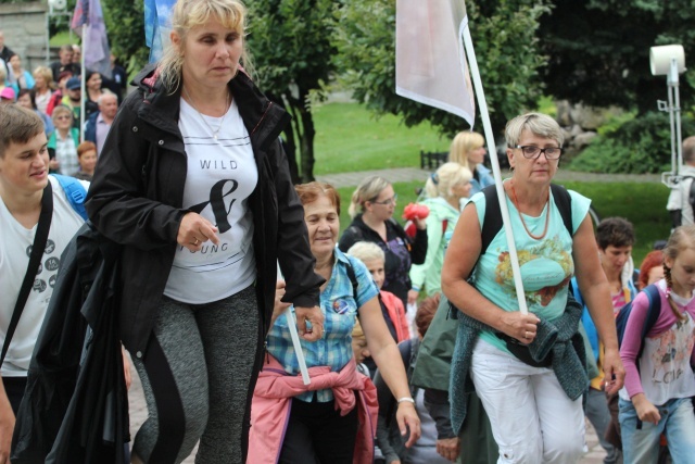 Pątnicy jasnogórscy w Pisarzowicach i Wilamowicach