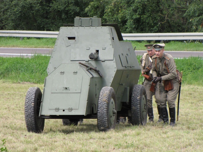 Piknik historyczny w Chojnowie