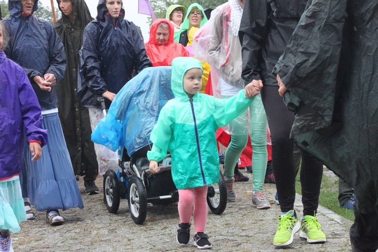 Wejście na Jasną Górę cz. 1