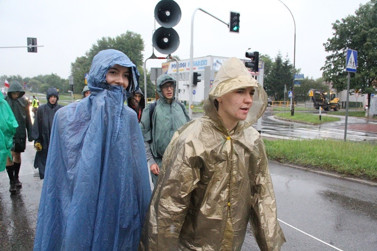 Wejście na Jasną Górę cz. 2