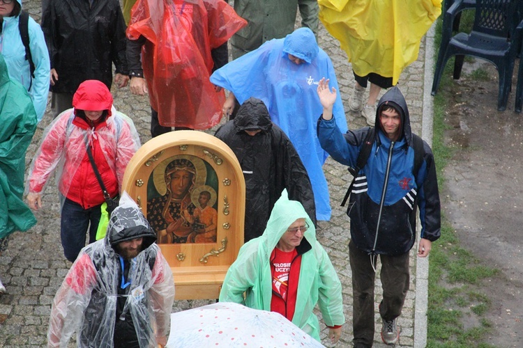 Wejście na Jasną Górę cz. 5