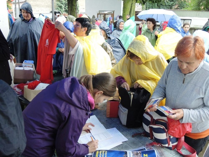 Przedostatni - deszczowy - dzień pielgrzymowania