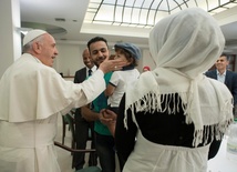 Papież spotkał się z kobietami uratowanymi od prostytucji