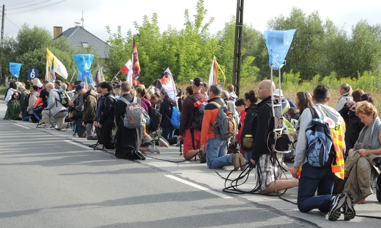 Jasna Góra już niedaleko - ostatni dzień pielgrzymowania