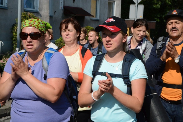 Wejście do Strzelec Opolskich