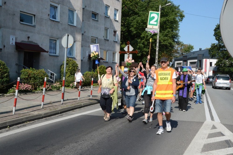 Wejście do Strzelec Opolskich