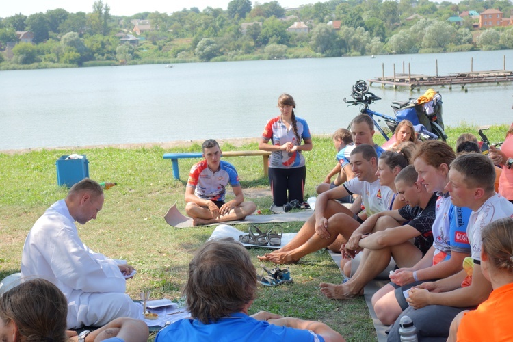 Misja JuT - Ostatnie Okrążenie: drugi tydzień