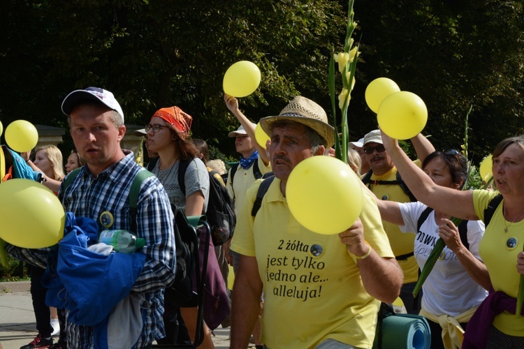 "Dwójki" na ostatniej prostej